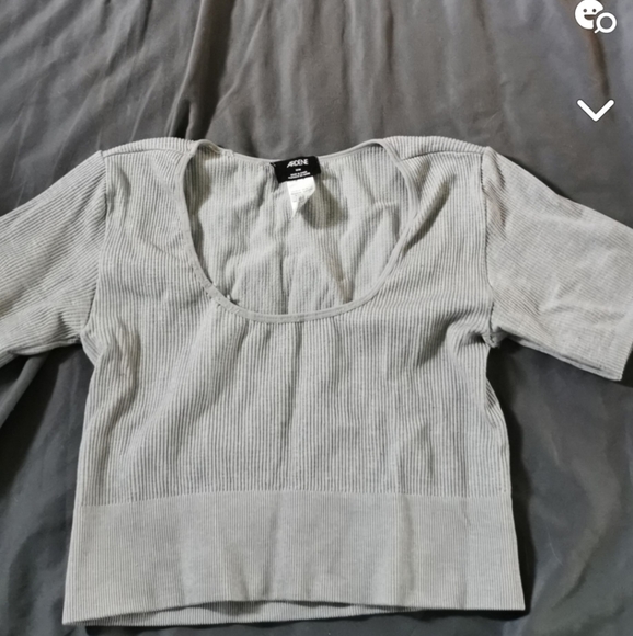 shirt - Picture 1 of 2